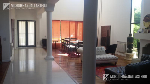 Casa En Venta - Barrio Santa María De Los Olivos