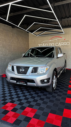 Nissan Frontier 2.5 S Cab. Dupla 4x4 4p