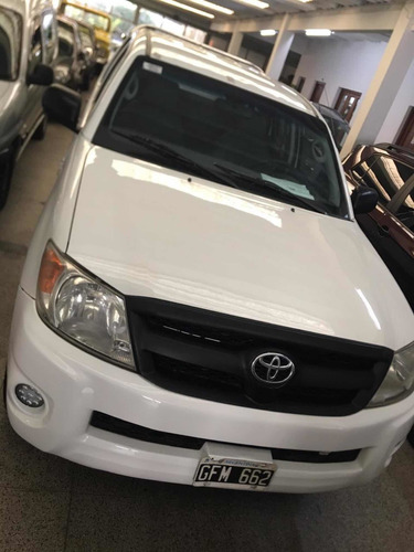 Toyota Hilux 2007 Dx 2.5cc / 4x4 / $2.000.000 Tomo Permuta