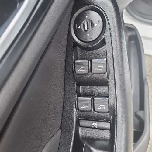 Imagem 14 de 15 de Ford Fiesta Ha 1.6l Ti 2015