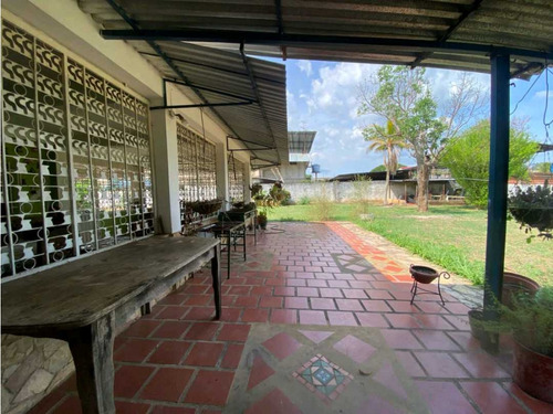 Casa En Venta Av.carabobo Tinaquillo-edo.cojedes Tu-9020677