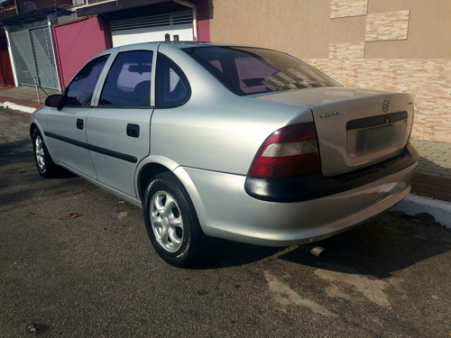 Chevrolet Vectra 1999 2.2 Gls 4p