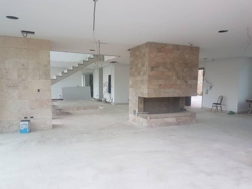 Imagen 5 de 13 de Casa Venta La Lagunita Cod. 20-21306-y Ymanol Elizalde 0414-3227631