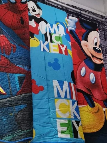 Imagen 3 de 3 de Cubrecama, Cobertor, Edredón Disney Original 1.5 Plaza