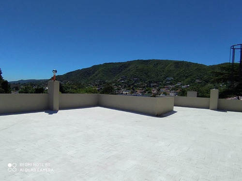 Vendo Departamento Céntrico De 3 Dormitorios Con Gas Natural, Excelente Entorno En Villa Carlos Paz