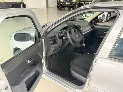 Fiat Palio 1.8 MPI HLX 8V FLEX 4P MANUAL