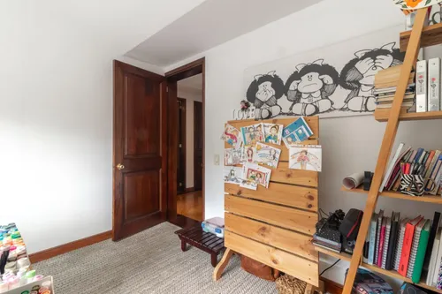 Casa En Venta En Gratamira. Cod V14097