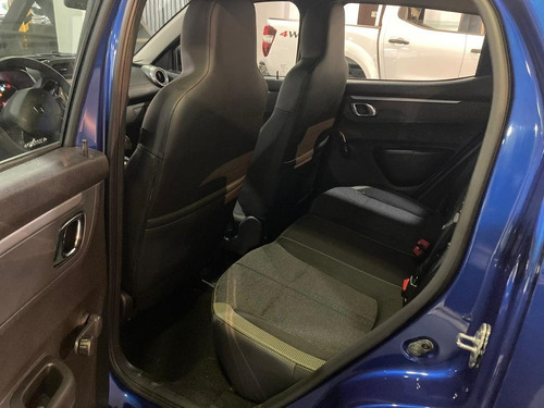 Imagen 16 de 24 de Renault Kwid Outsider Ds