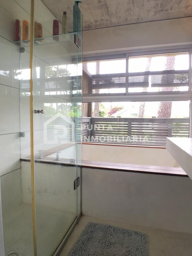 Imagen 25 de 30 de Venta Casa 4 Dormitorios Con Piscina En Parada 7, Playa Mansa +alquiler Temporal - Punta Del Este Mansa