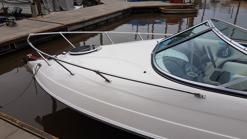 Imagen 2 de 10 de Lancha Amarinta 620 Cuddy C/ 150 Hp