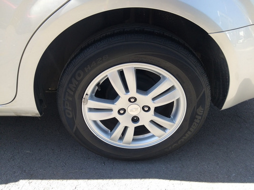 Imagen 11 de 15 de Chevrolet Sonic 2015 1.6 Lt L4 Man At