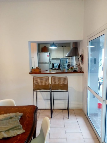 Imagen 9 de 28 de Chalet En Venta De 4 Dormitorios C/ Cochera En Quilmes