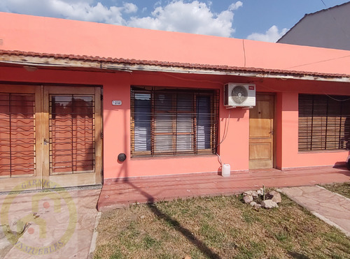 Casa Americana En El Corazon De San Antonio De Padua - Ubicacion Privilegiada