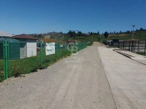 Sitio Industrial O Turístico En Avenida Principal (urbano)