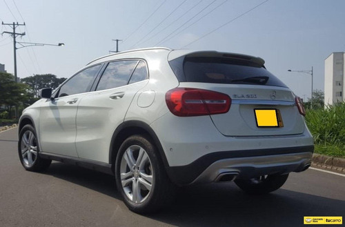 Imagen 3 de 11 de Mercedes Benz Clase Gla 200 At 1600cc