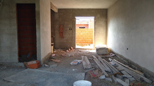 Imagen 4 de 7 de Duplex/ Chalet En Construcción Calle 6 Nº 8830 Mar Del Tuyu