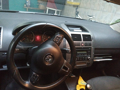 Polo Sedã Comfortline 2013 1.6 Flex Doc E Ipva 2020 Ok