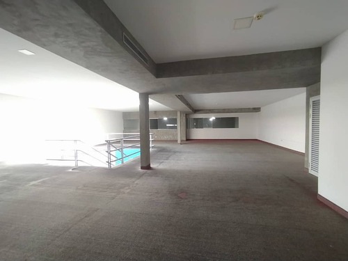 Imagen 12 de 14 de Zona Norte Alquiler Edificio Empresarial, Ubicado En Calle 83