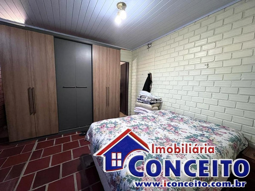 Imagem 7 de 15 de C602 - Excelente Residência De 4 Dormitórios No Balneário Santa Terezinha