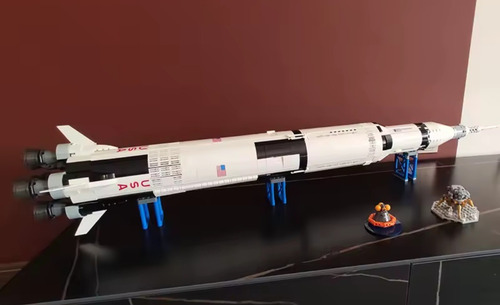 Blocos De Montar Foguete Saturn Apollo V Com 1.969 Peças