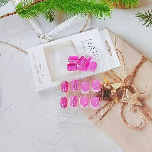 24 Piezas De Prensa Corta En Las Uñas Cuadradas Lindas Uñas