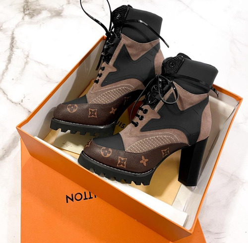 Imagen 2 de 5 de Botas Botines Louis Vuitton Star Trail Mujer
