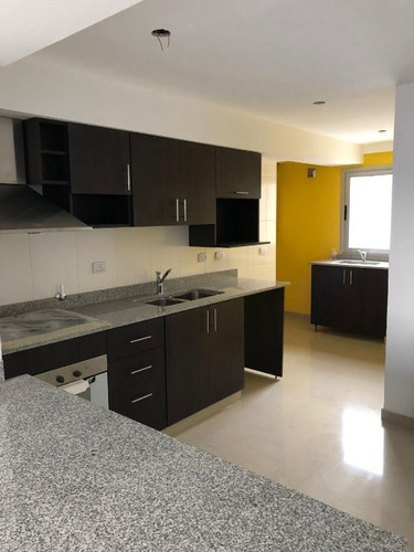 Imagen 6 de 14 de Departamento En Venta En Lanus Oeste