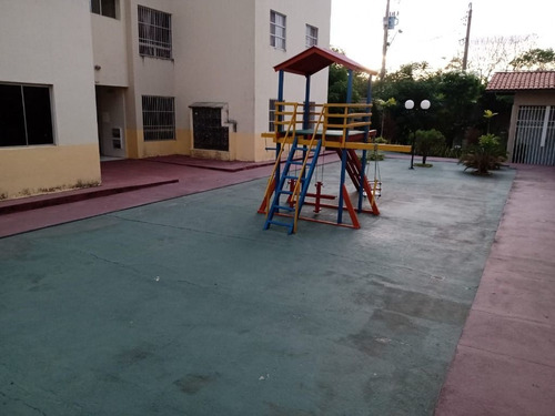 Imagem 11 de 21 de Apartamento Com 2 Dormitórios À Venda, 50 M² Por R$ 135.000,00 - Itaperi - Fortaleza/ce - Ap1924