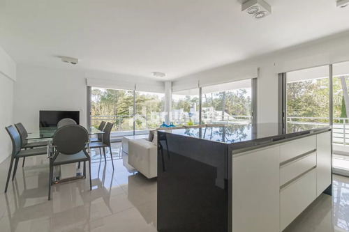 Alquiler Apartamento Dos Dormitorios Punta Del Este Edificio Rincon Del Bosque