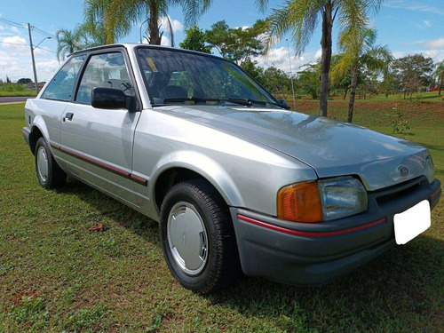 Imagem 2 de 12 de Ford Escort 1.6 Lx 8v Gasolina 2p Manual