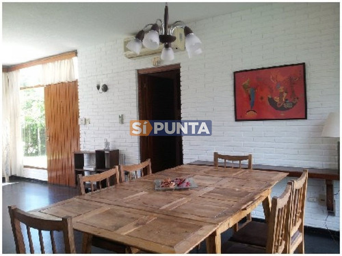 Imagen 3 de 7 de Casa A La Venta En Playa Mansa