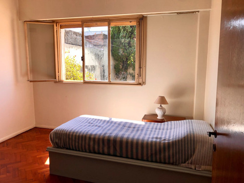 Imagen 26 de 30 de Casa Venta Barracas En Block Garaje Jardín Terraza