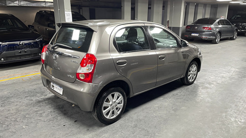 Toyota Etios 1.5 Xls