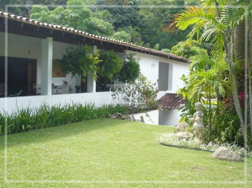 Valle Arriba Casa En Venta 2015m2