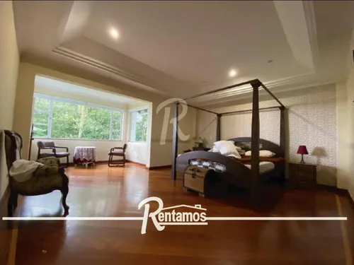 Casa En Arriendo/venta En El Poblado. Cod V9967
