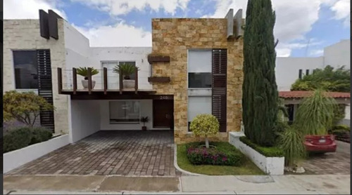 Increíble Casa A La Venta En Jardín En Cumbres Del Lago ¡con Descuento De Hasta El 70% En   Remate Bancario Inversión Sin Endeudamiento De Por Vida