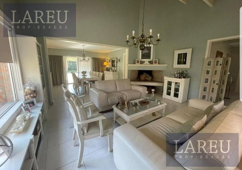 Imagen 10 de 30 de Casa En Venta - Club De Campo Pueyrredon