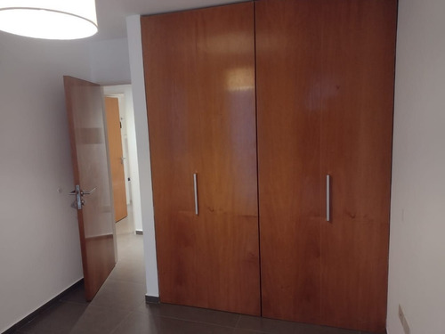 Imagen 15 de 18 de Departamento Estilo Dúplex En 2 49 Y 50