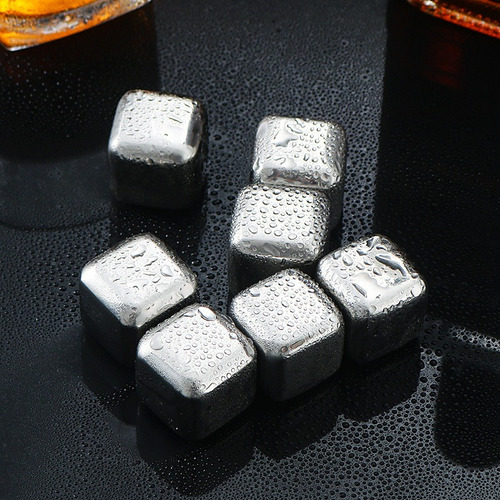 O Cubitos De Hielo Metálicos De Acero Inoxidable De
