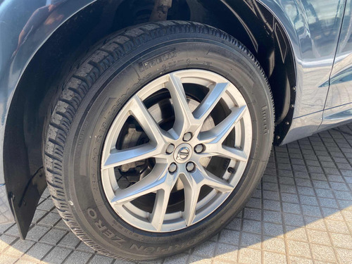Volvo XC60 2.5 T5 Momentum