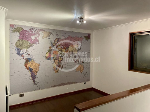 Casa En Venta De 5 Dorm. En Lo Barnechea