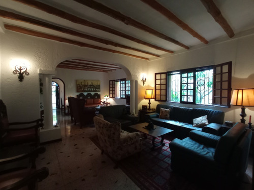 Imagen 5 de 17 de Casa En Venta En Los Palos Grandes (is)