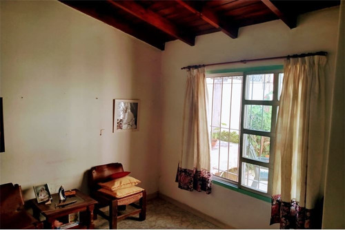 Venta 4 Ambientes ,patio Y Terraza