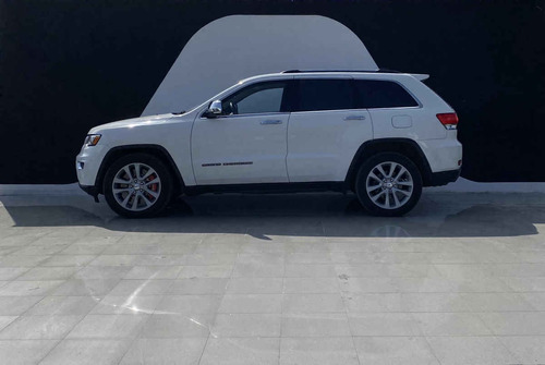 Imagen 8 de 12 de Jeep Grand Cherokee 2017 Blindado 5p Limited Lujo 4x4 V8