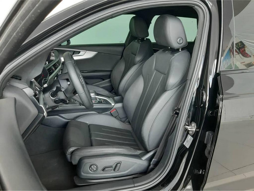 Audi A4 Avant Prestige Plus 2.0 Tfsi