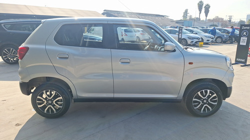 Suzuki S-Presso 1.0 GLX PLUS AUTO