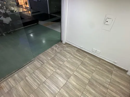 Local En Arriendo En Centro. Cod A776042