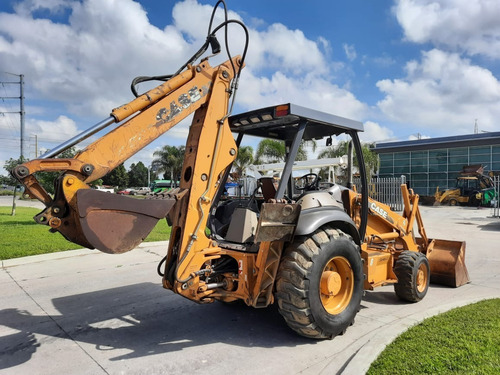 Imagen 6 de 8 de Retroexcavadora Case 580sm 2005 Serie 2 4x4 Ext Y Kit $+iva