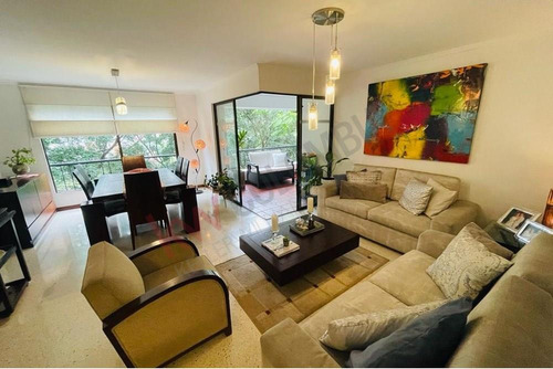 Venta De Apartamento Oeste De Cali, Quinto Piso Con Vista, Con Area De 155 Mt2