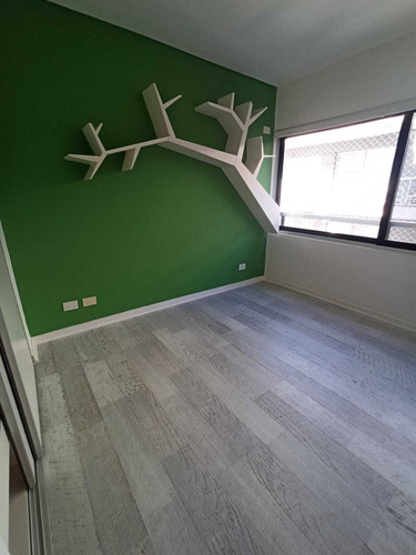 Departamento En Venta En Tigre, 3 Dormitorios, 2 Baños Y Toillete, Dos Cocheras Y Pileta